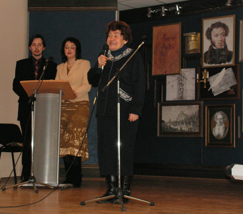 На презентации книги Е. С. Черненко "Сады Будаговского", МПГИ, г. Мичуринск, 2006 г.